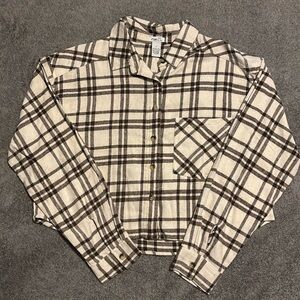 NWT Cropped Flannel